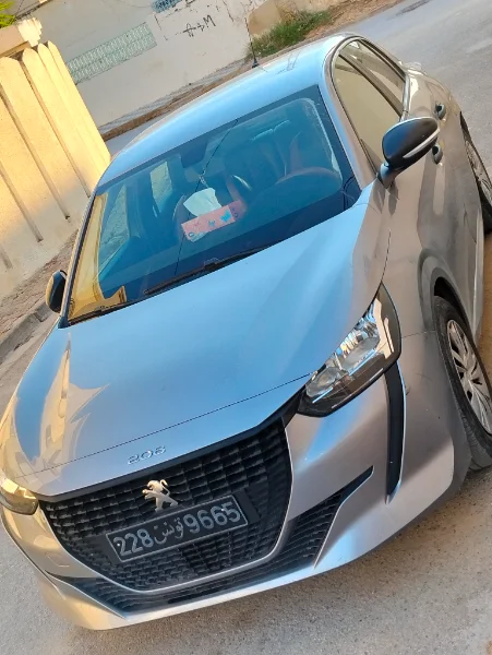 Peugeot 208 2022 Essence