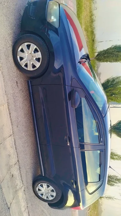 Volkswagen Polo - Photo 2