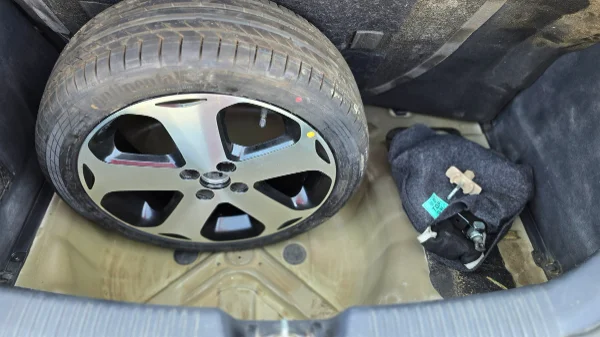 Kia RIO - Photo 2