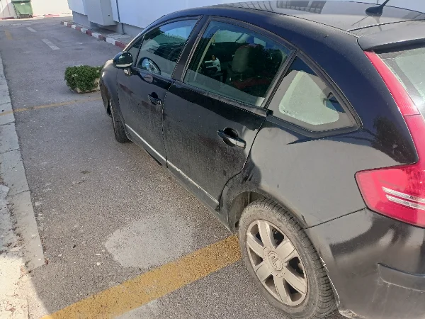 Citroen C4 - Photo 6