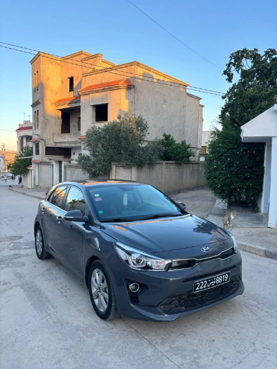 Kia RIO - Photo 7