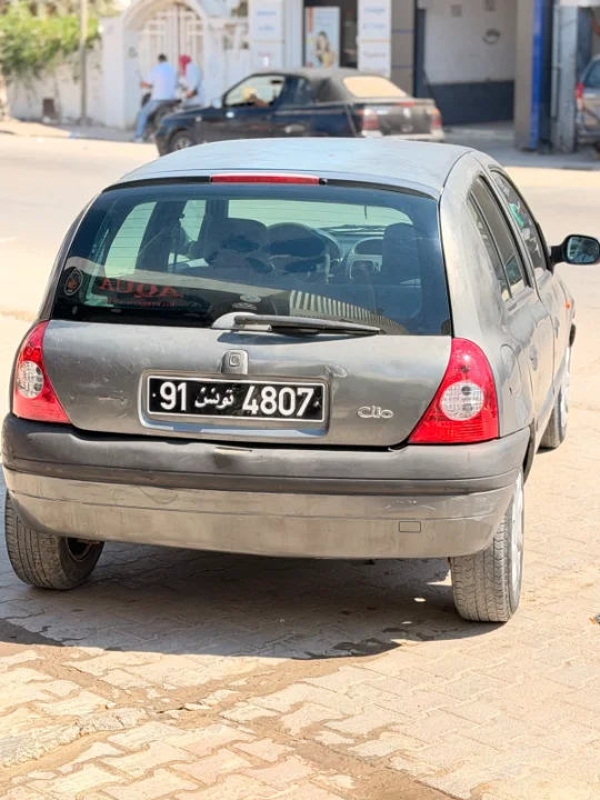 Renault Clio - Photo 3