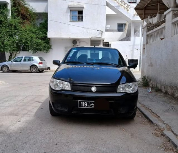 Fiat sienna 2 2005 Essence