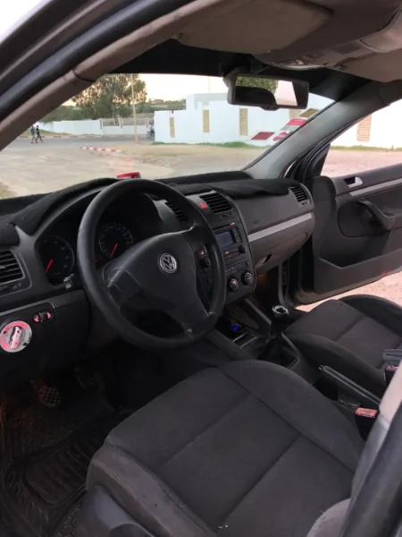 Volkswagen Golf 5 - Photo 8