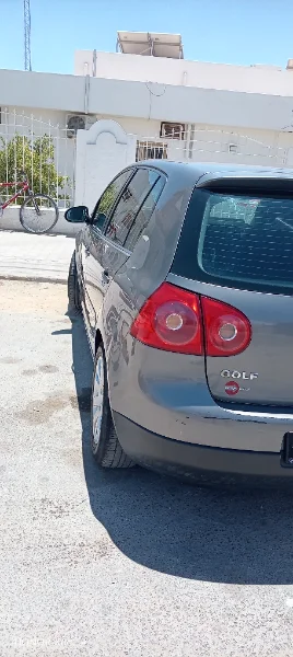 Volkswagen Golf 5 - Photo 5