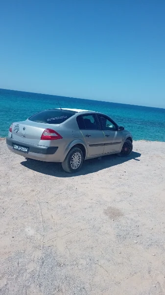 Renault Megane - Photo 4
