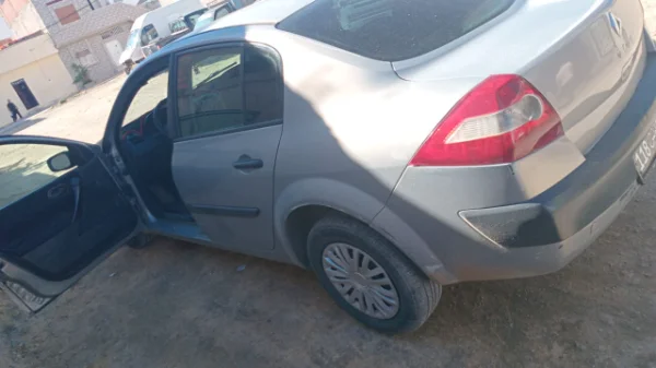 Renault Megane - Photo 3