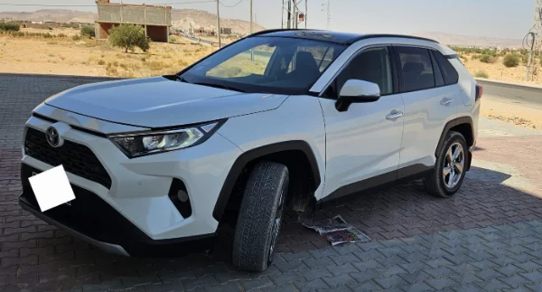 Toyota RAV4 Plug-in - Photo 3