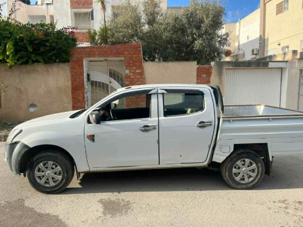 Isuzu D MAX - Photo 4