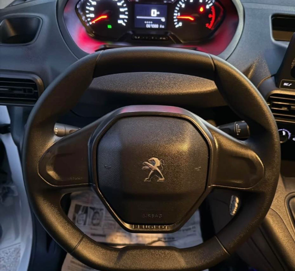 Peugeot Partner - Photo 3