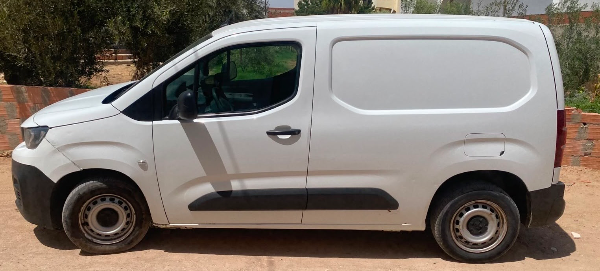Peugeot Partner - Photo 2