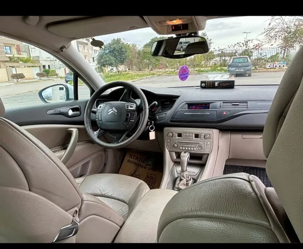 Citroen C5 - Photo 10