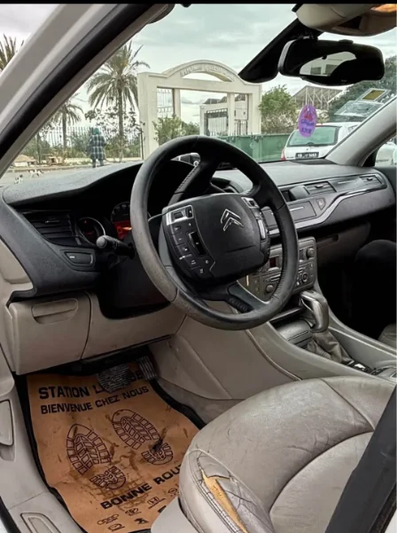 Citroen C5 - Photo 8