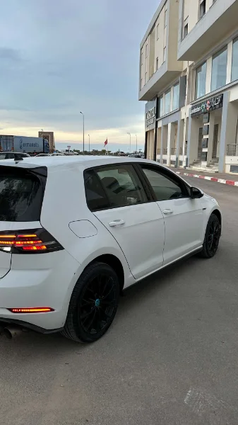 Volkswagen Golf - Photo 6