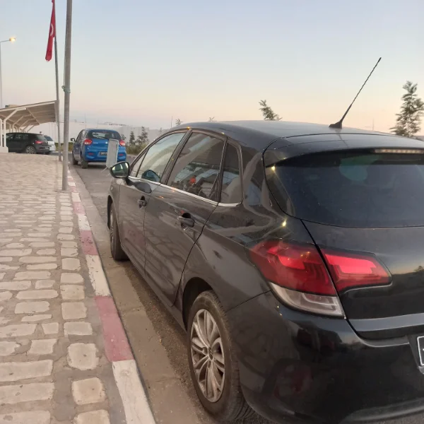 Citroen C4 II - Photo 5