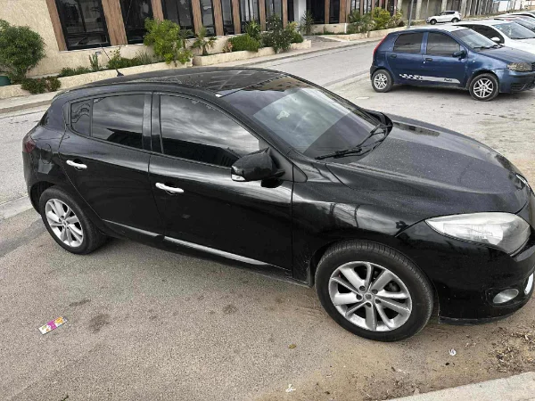 Renault Megane - Photo 4