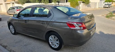 Peugeot 301 - Photo 2