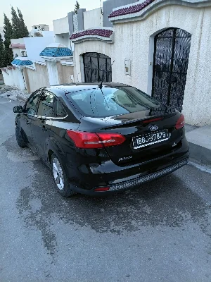 Ford FOCUS - Photo 7