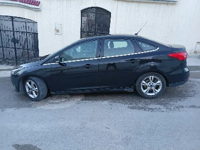 Ford FOCUS - Photo 5