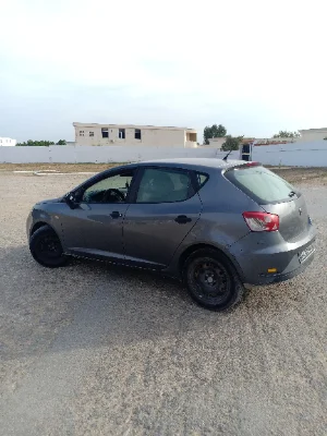 Seat Ibiza - Photo 3