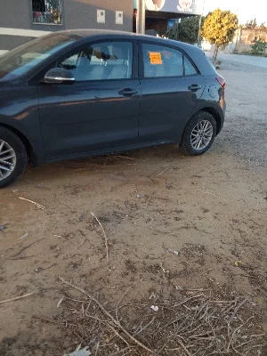 Kia RIO - Photo 3
