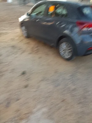 Kia RIO - Photo 2