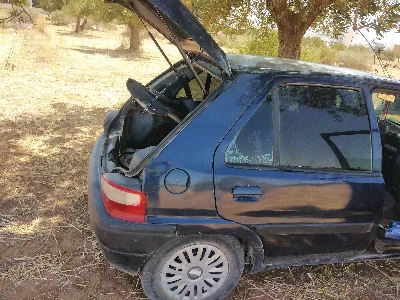 Citroen SAXO - Photo 2