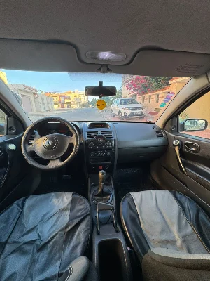 Renault Megane - Photo 2