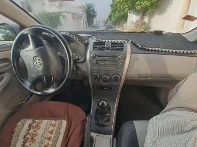 Toyota Corolla - Photo 3