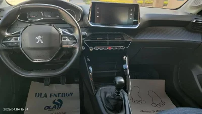 Peugeot 208 - Photo 6