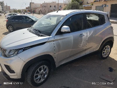 Mahindra KUV 100 - Photo 5