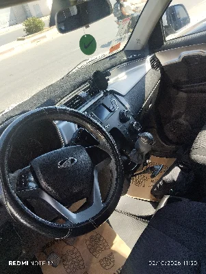 Mahindra KUV 100 - Photo 2