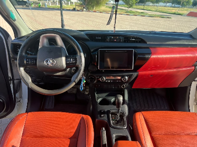 Toyota Hilux - Photo 4