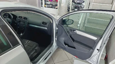 Volkswagen Golf - Photo 2