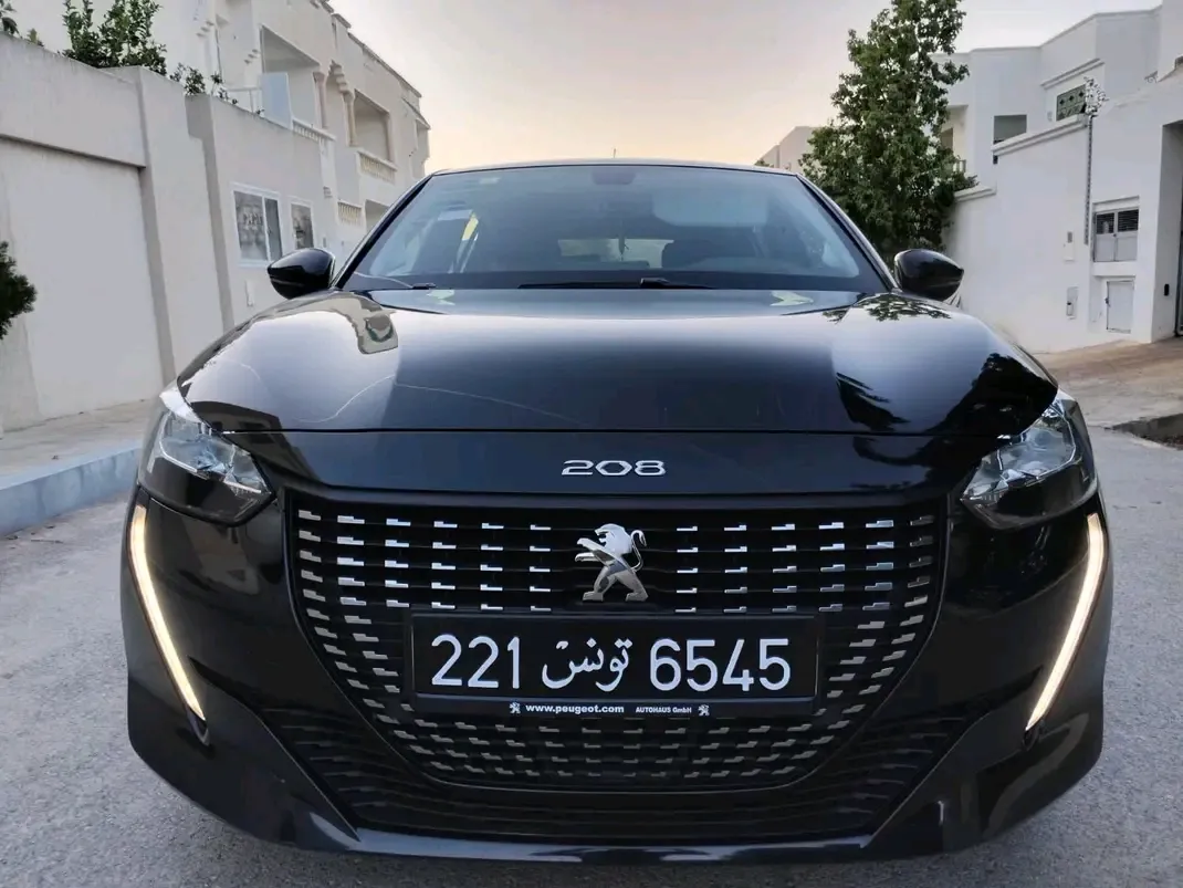 Peugeot 208 2021