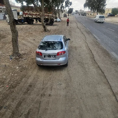 Chevrolet OPTRA - Photo 8