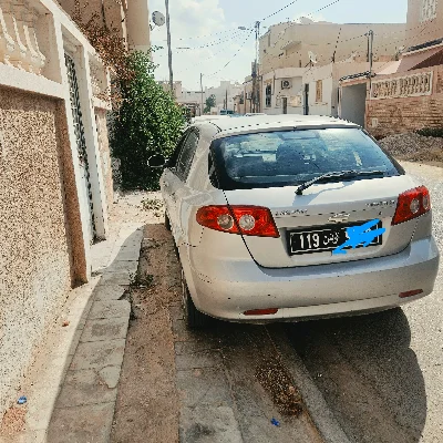 Chevrolet OPTRA - Photo 7