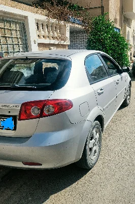 Chevrolet OPTRA - Photo 5