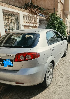 Chevrolet OPTRA - Photo 4