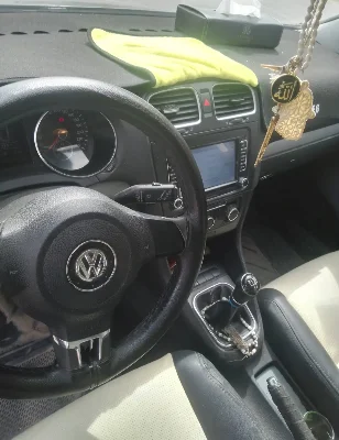 Volkswagen Golf - Photo 2