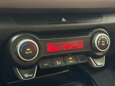 Kia RIO - Photo 6