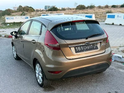 Ford FIESTA - Photo 4