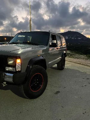 Jeep CHEROKEE - Photo 4