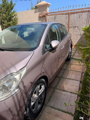 Peugeot 208 - Photo 5