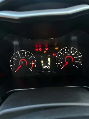 Mahindra KUV 100 - Photo 5
