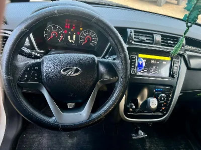 Mahindra KUV 100 - Photo 4