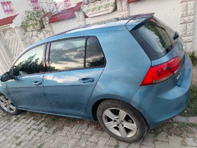 Volkswagen Golf - Photo 2