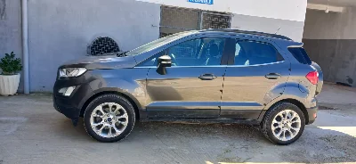 Ford ECOSPORT - Photo 6
