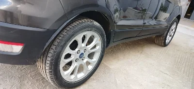 Ford ECOSPORT - Photo 3