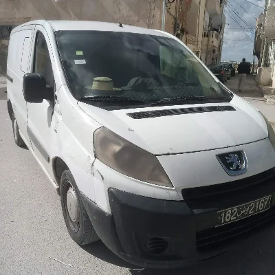Peugeot Expert - Photo 8